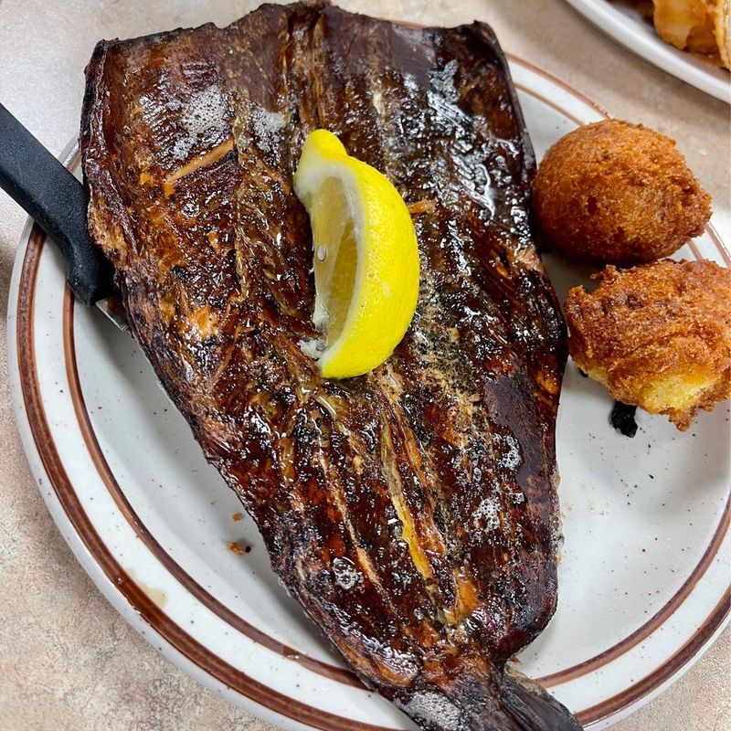White River Fish Market & BBQ: Where Smoke Meets Seafood