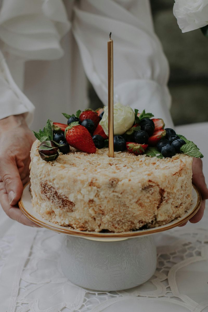 13 Kitchen Items That Can Add A Retro Touch To Your Space - Decor Hint Milk Glass Cake Stand