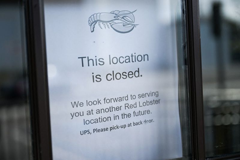 10 Chains Washington Diners Aren't Visiting Like They Used To - Decor Hint Red Lobster's Sinking Ship