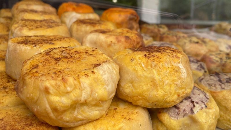 10 Iconic New York Dishes That Only '80s Kids Would Stand Behind - Decor Hint Knishes