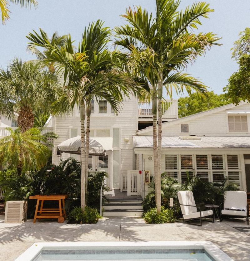 12 Key West Cottages With Tropical Charm That Buyers Love - Decor Hint Captains' Quarters