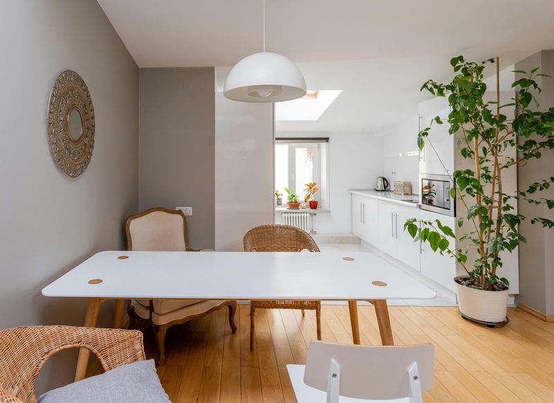 Wicker Or Rattan Accents
