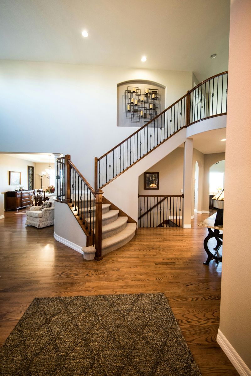 Wide Staircases With Landings