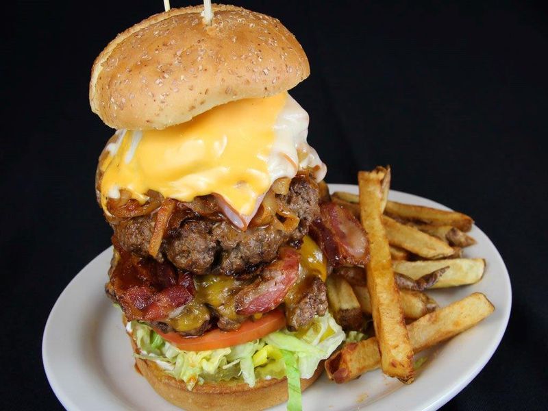11 Iconic Ohio Foods That Make You Homesick The Second You Leave - Decor Hint The Thurmanator Burger