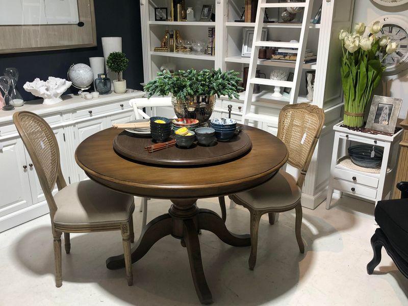 Mission-Style Oak Tables