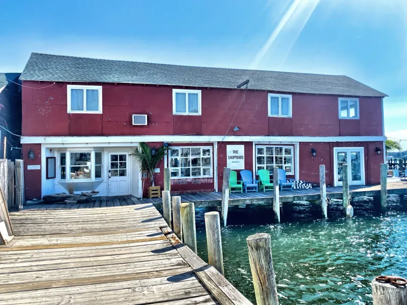 10 Charming New York Villages Ideal For A Weekend Getaway - Decor Hint Greenport – North Fork, Long Island