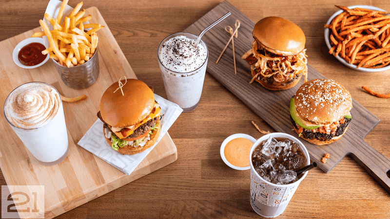 8 North Carolina Milkshake Joints That Serve Pure '50s Vibes - Decor Hint Burger 21 – Raleigh