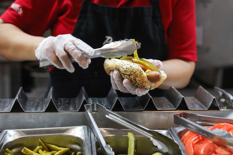 Portillo's – Chicago's Beef And Dog Empire
