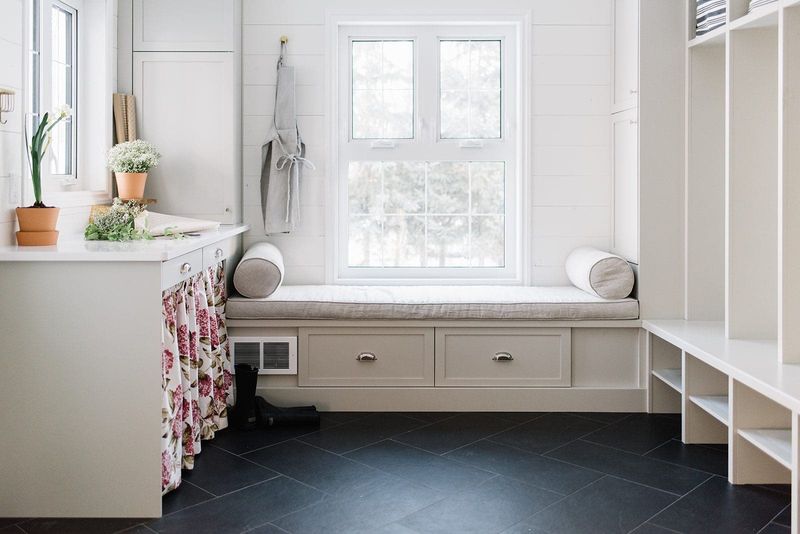 Natural Fiber Curtains For Discreet Storage