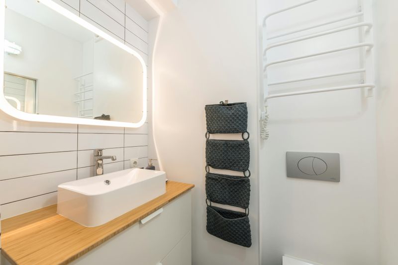 12 Things You Can Clear Away To Get Your Home Guest-Ready - Decor Hint Bathroom Cabinet Avalanche