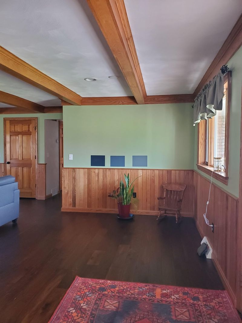 Classic Honey-Oak Wainscoting