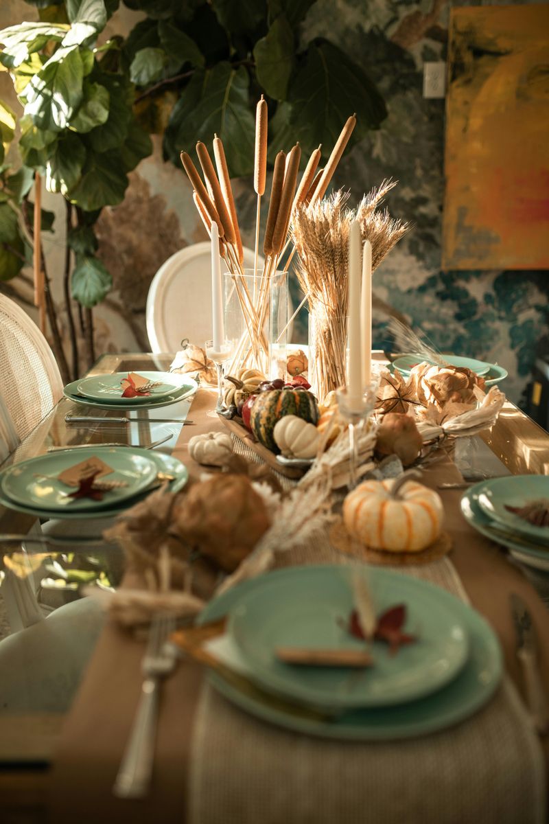 8 Fall Home Décor Ideas That May Suit A Range Of Styles - Decor Hint Seasonal Centerpieces And Table Settings