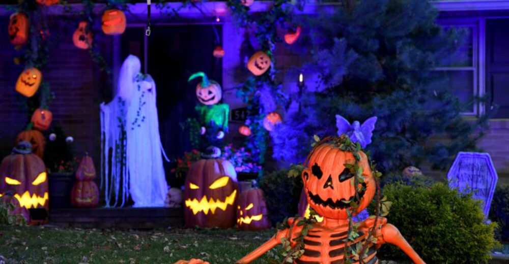 Create An Unforgettable Halloween Look With These Ohio Front Yard Ideas - Decor Hint