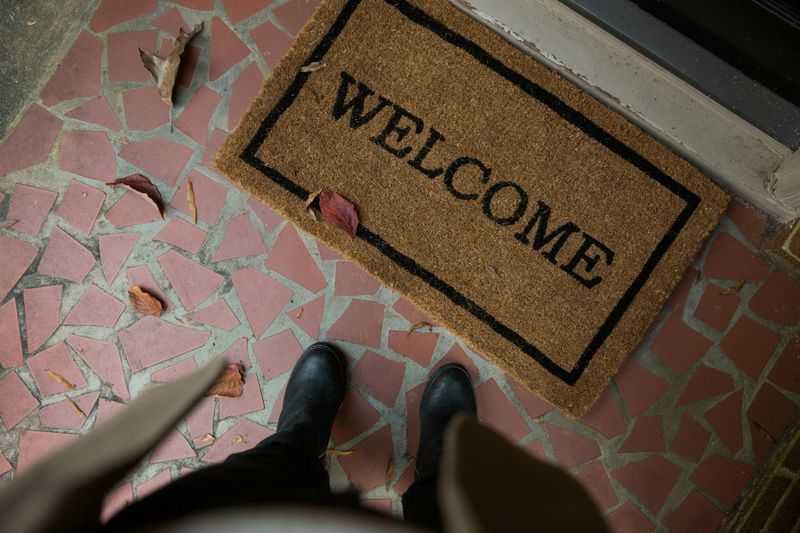 13 Beginner-Friendly DIY Ideas For Your Home - Decor Hint Make a Custom Doormat