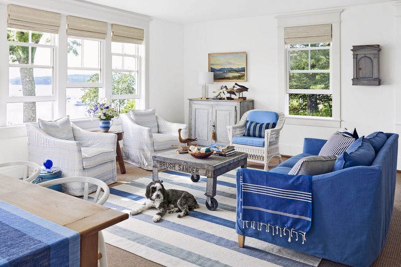 Decorating With Seashell, Rope, And Marine Accents