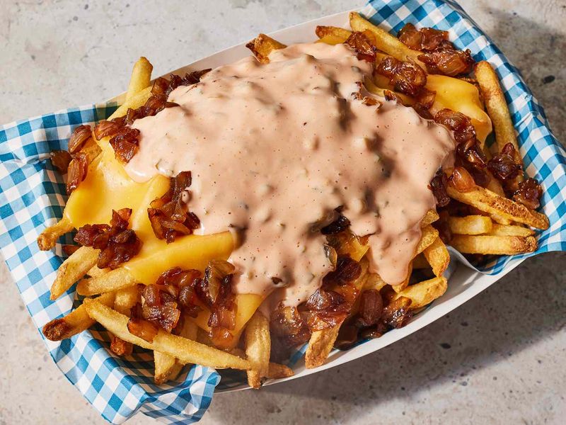11 Washington Fast-Food Favorites That Changed After Recipe Makeovers - Decor Hint In-N-Out Animal Style Fries