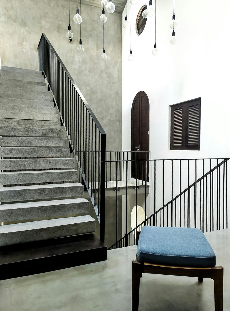 14 Design Styles That Look Great On Pinterest, But Not Always At Home - Decor Hint Concrete Floors