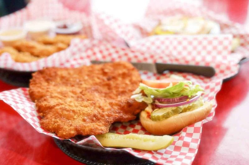 Nick's Tenderloin: The Roadside Gem