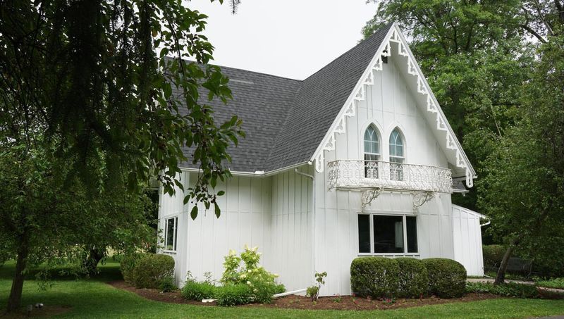 Step Onto The Front Porch Of These Classic Ohio Craftsman Homes - Decor Hint Yellow Springs' Yesteryear Jewel