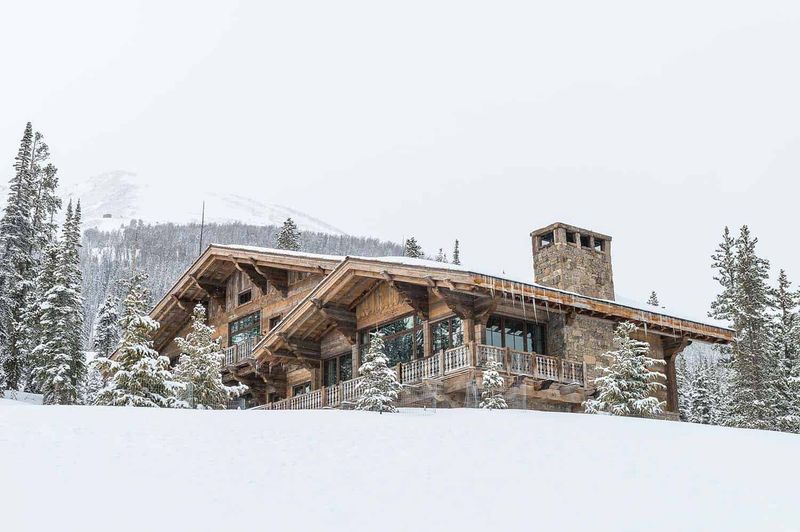 Swiss Chalet / Alpine Rustic Cabins