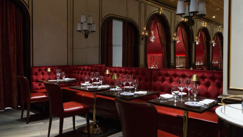 15 Las Vegas Dining Spots You'll Need Luck (Or Skill) To Book - Decor Hint Carbone