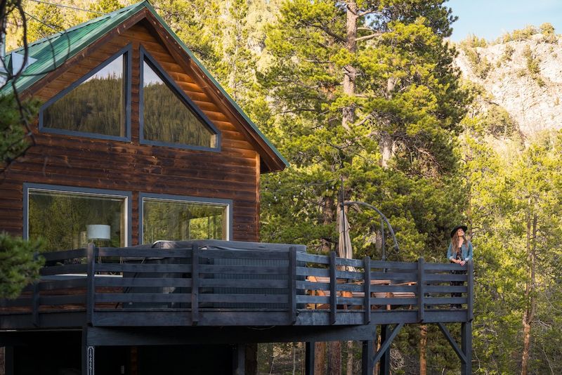 Alpenglow Cabin – Twin Lakes