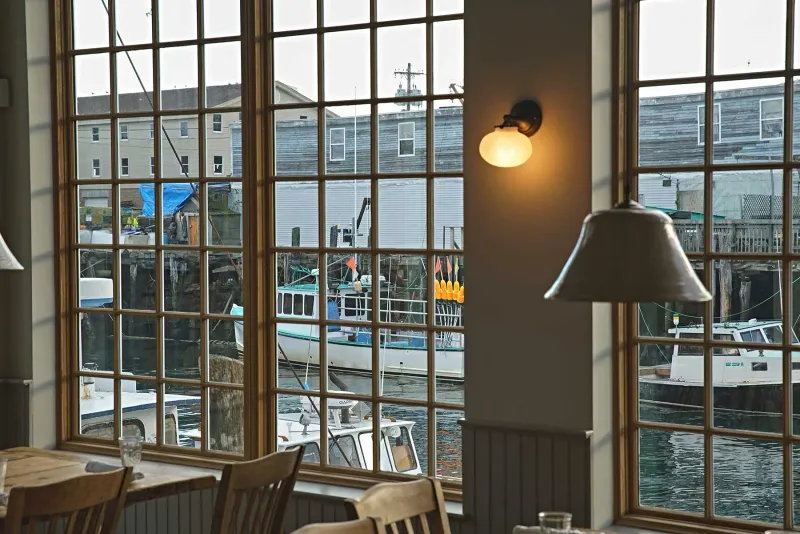 11 Portland, Maine Chowder Spots That Taste Like Harbor Weather - Decor Hint Scales Restaurant – Upscale Harbor Comfort