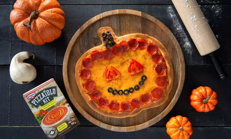 Jack-o'-Lantern Pizza Board