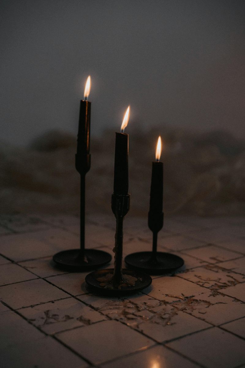 Monochrome Candle Clusters