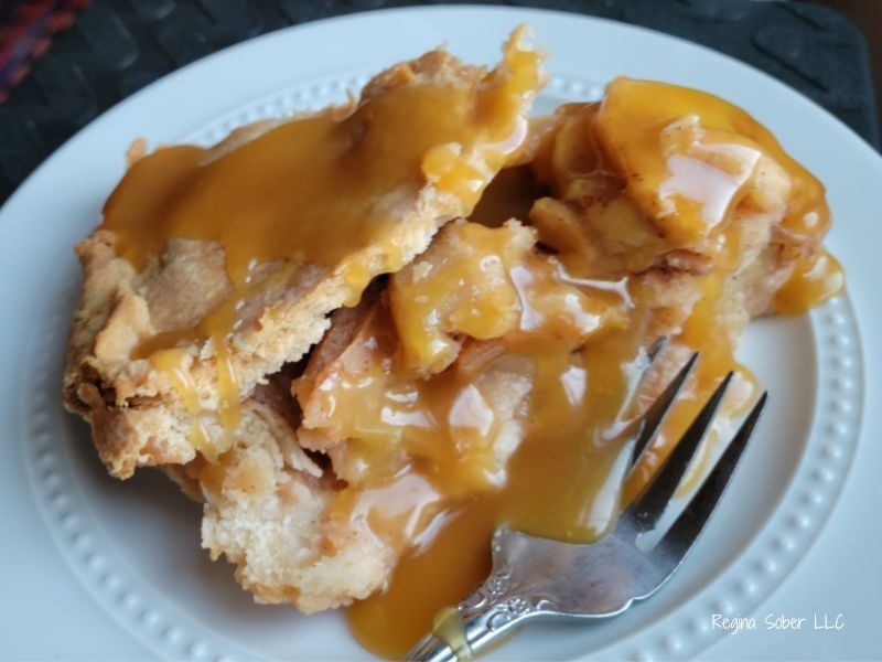 Caramel Apple Pie with Cinnamon Crust