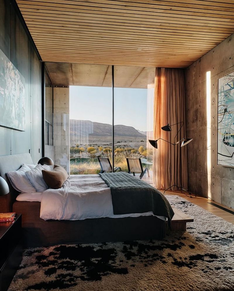 8 Nevada Desert Bedrooms With Breezy Minimalist Style - Decor Hint Off-Grid Minimalist Suite Near Red Rock Canyon