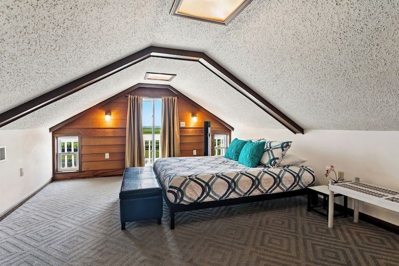 Bay View Master Suite Retreat