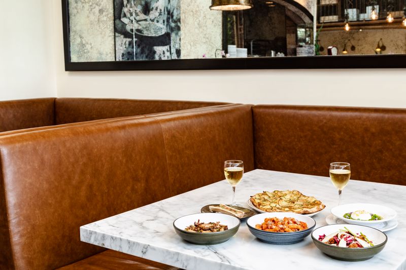 Curved Banquettes at Pizzeria Bianco