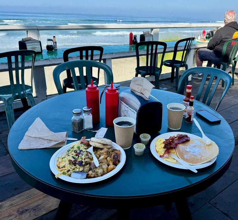 Kono's Cafe – Breakfast Tacos With Ocean Views