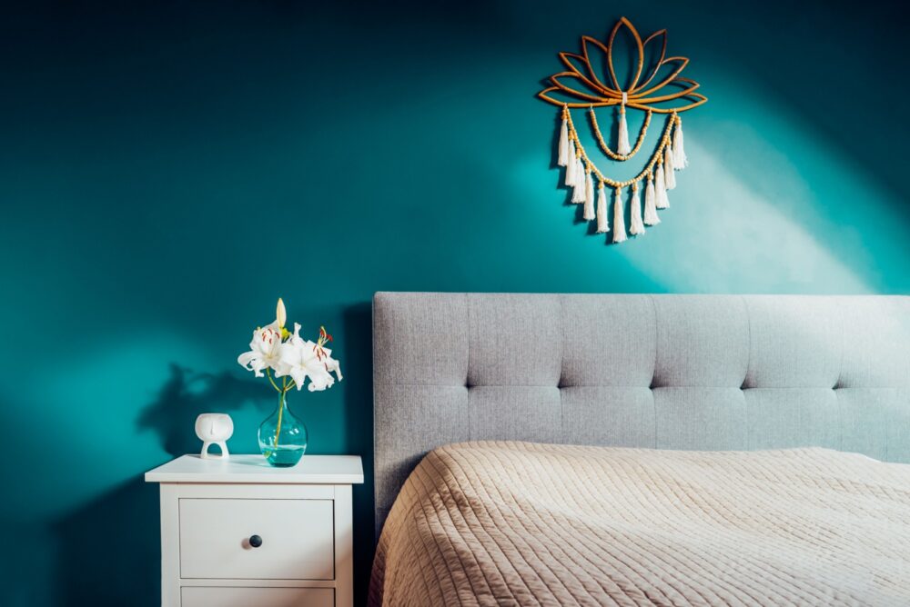 8 Key Colors Set To Transform Interiors In 2026 - Decor Hint Electric Turquoise The Bold Accent Energizing Spaces - Decor Hint