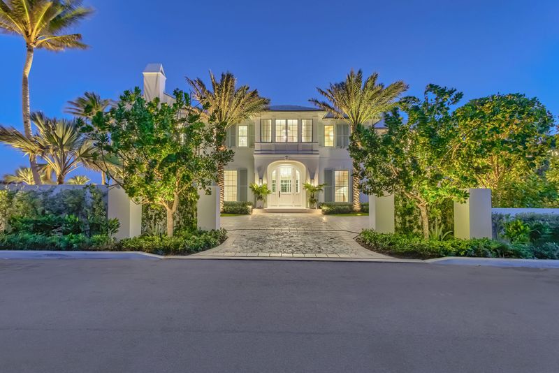 9 Timeless Florida Mansions With Multi-Million Dollar Price Tags - Decor Hint Oceanfront Opulence: 1540 S Ocean Blvd