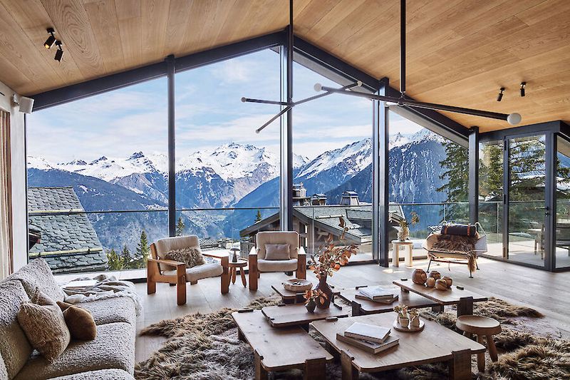 Layered Wool And Faux Fur Textiles For Warmth