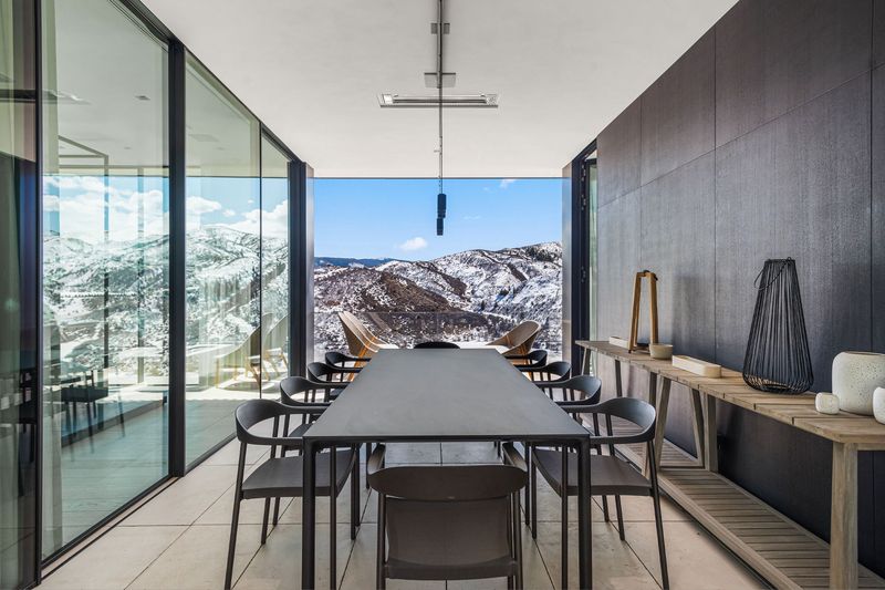 Snowmass Light-Filled Alpine Sanctuary