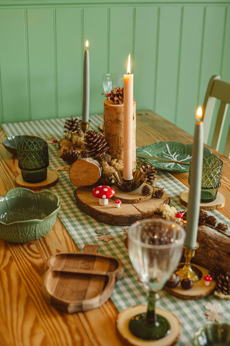 8 Rustic Fall Centerpieces To Warm Up Your Family Table - Decor Hint Rustic Wooden Crate Filled With Gourds And Pinecones
