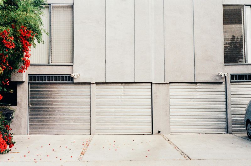 25 Home Features That Might Be Worth Updating For A Fresher Look - Decor Hint Garage Doors