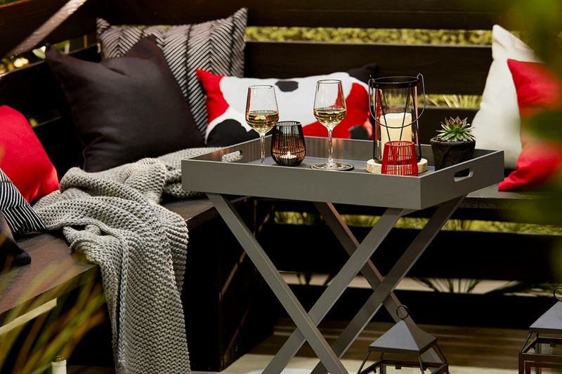Decorative Throw Blankets