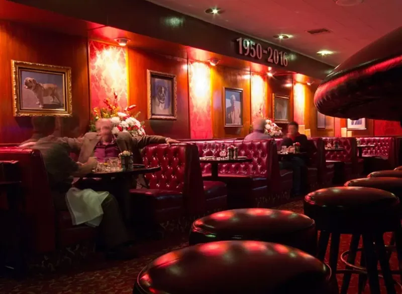11 Arizona Steakhouses Serving Great Cuts Without The Hype - Decor Hint Durant's