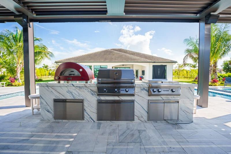 Florida Outdoor Kitchens That Survive Heat And Storms - Decor Hint Marine-Grade Stainless Steel Appliances