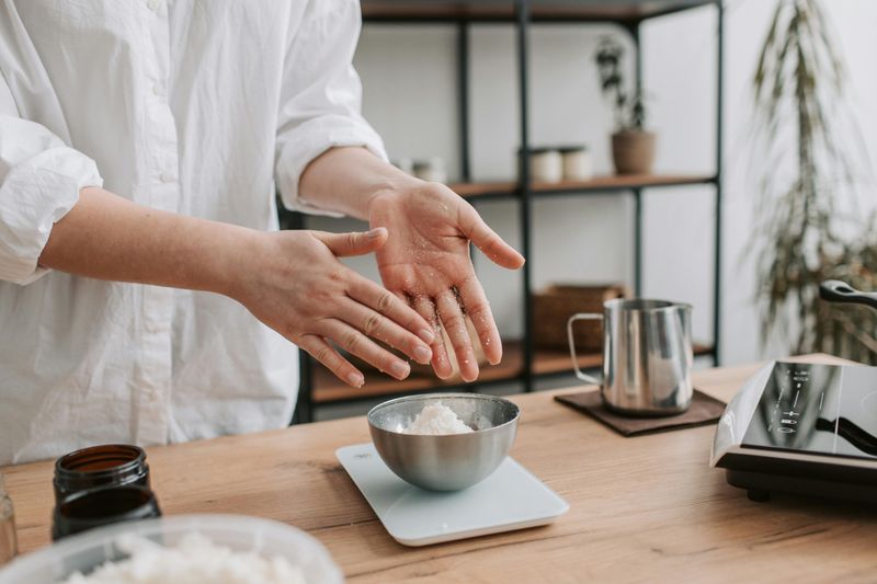 11 Essential Kitchen Gadgets Ranked By Usefulness - Decor Hint Kitchen Scale