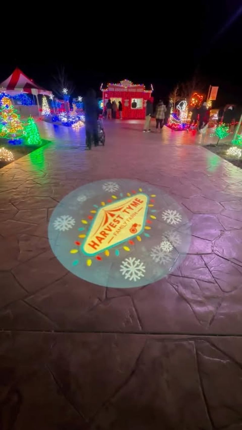 Christmas Tyme Lights At Harvest Tyme Family Farm