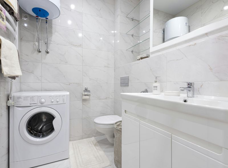 15 Simple Decluttering Ideas For Every Room - Decor Hint Bathroom Product Audit