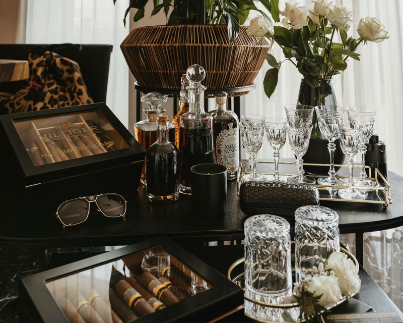 20 Decorations That Can Make Your Home Feel Classier - Decor Hint Crystal Or Glassware Display