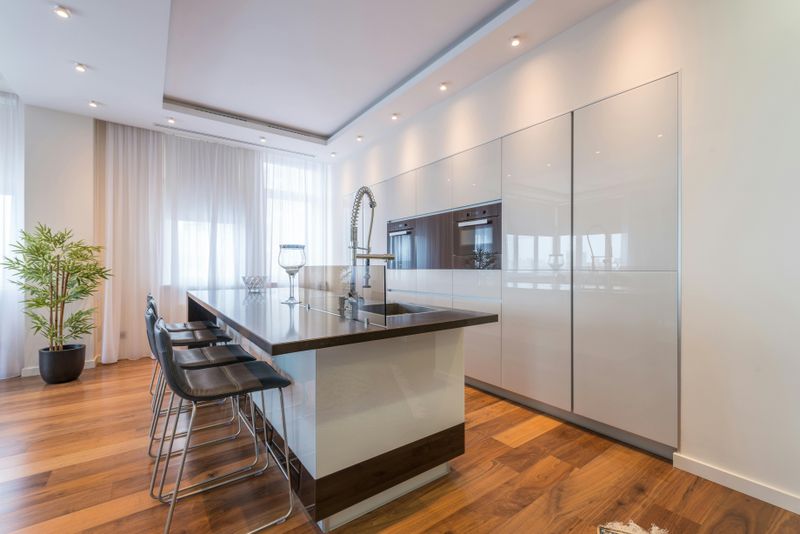 Laminate's Luxurious Comeback