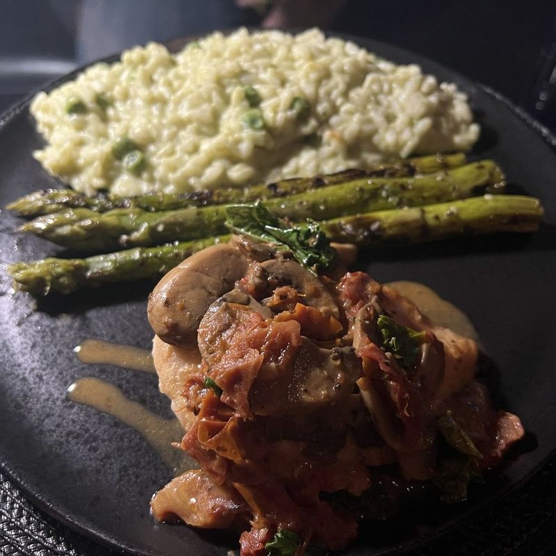 10 Pennsylvania Italian Gems Locals Don't Want To Share - Decor Hint Union Grill's