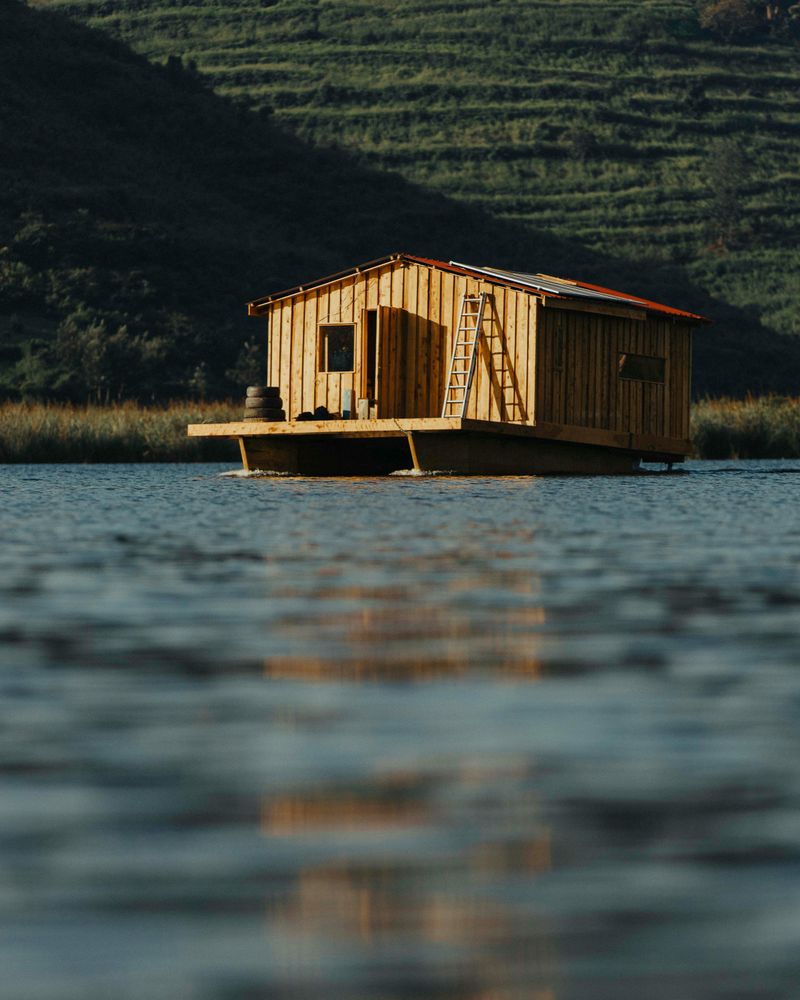 Floating Homes